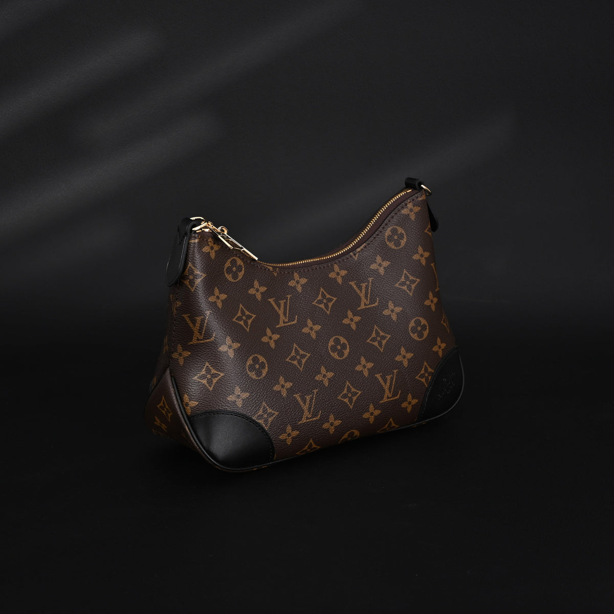 Louis Vuitton Monogram Canvas Pochette Shoulder Bag