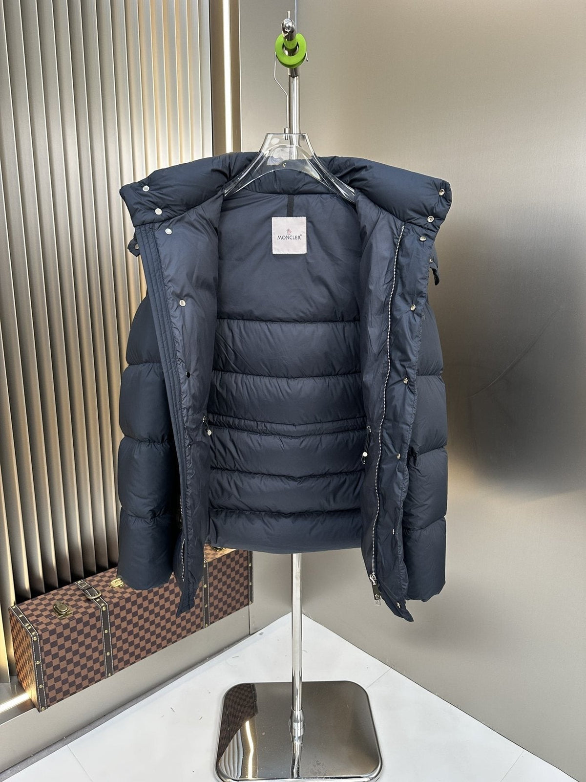 Men Moncler coat Hooded Quilted Puffer Jacket — detail